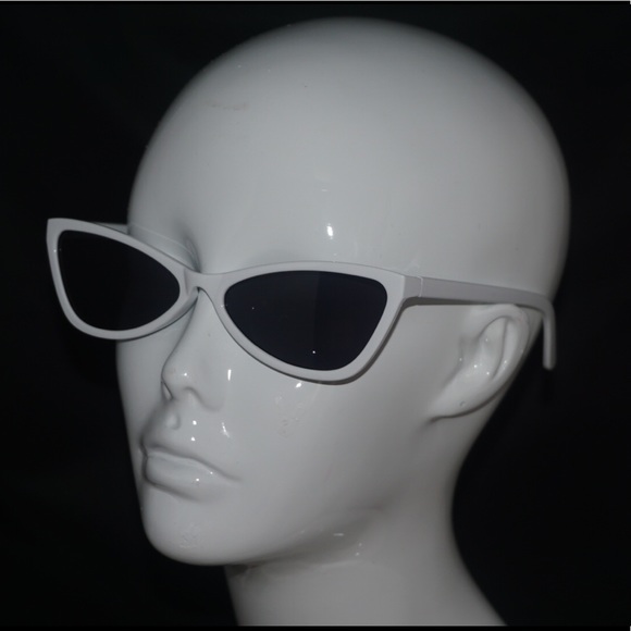 Sunglasses 🕶  All eyewear 3 for $30 - Picture 2 of 2